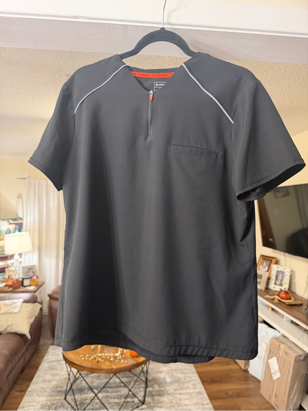 Infinity by Cherokee Black 4-Way Stretch Quarter Zip Scrub Top – Women’s Large 🖤